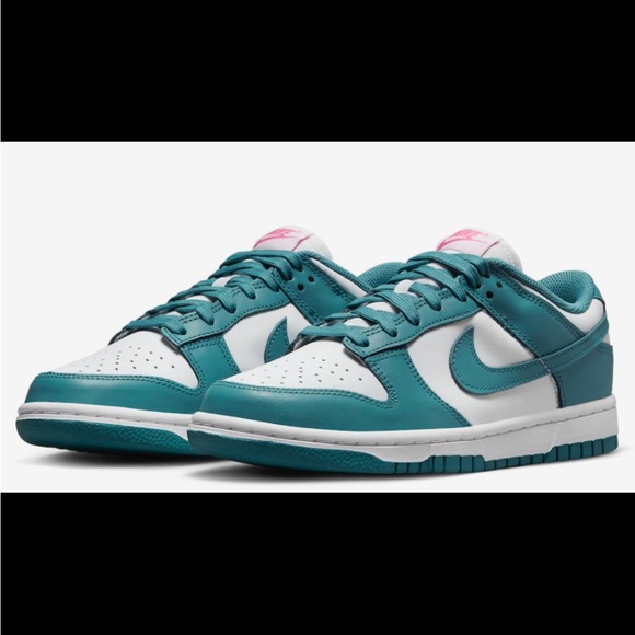 Aqua Nike Dunks.Women Size 8.5 , 7 Youth - Picture 1 of 2